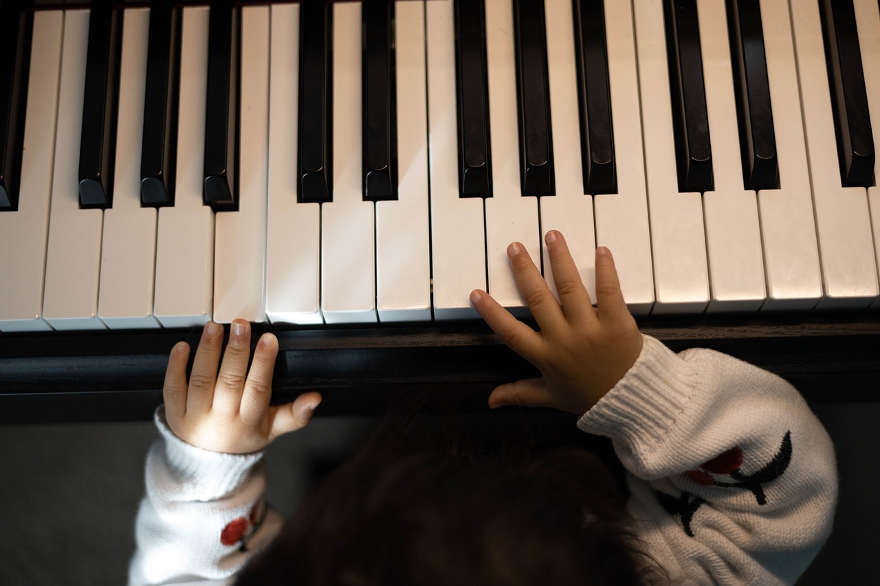 Apprendre le Piano: Guide Complet pour les Enfants Débutants