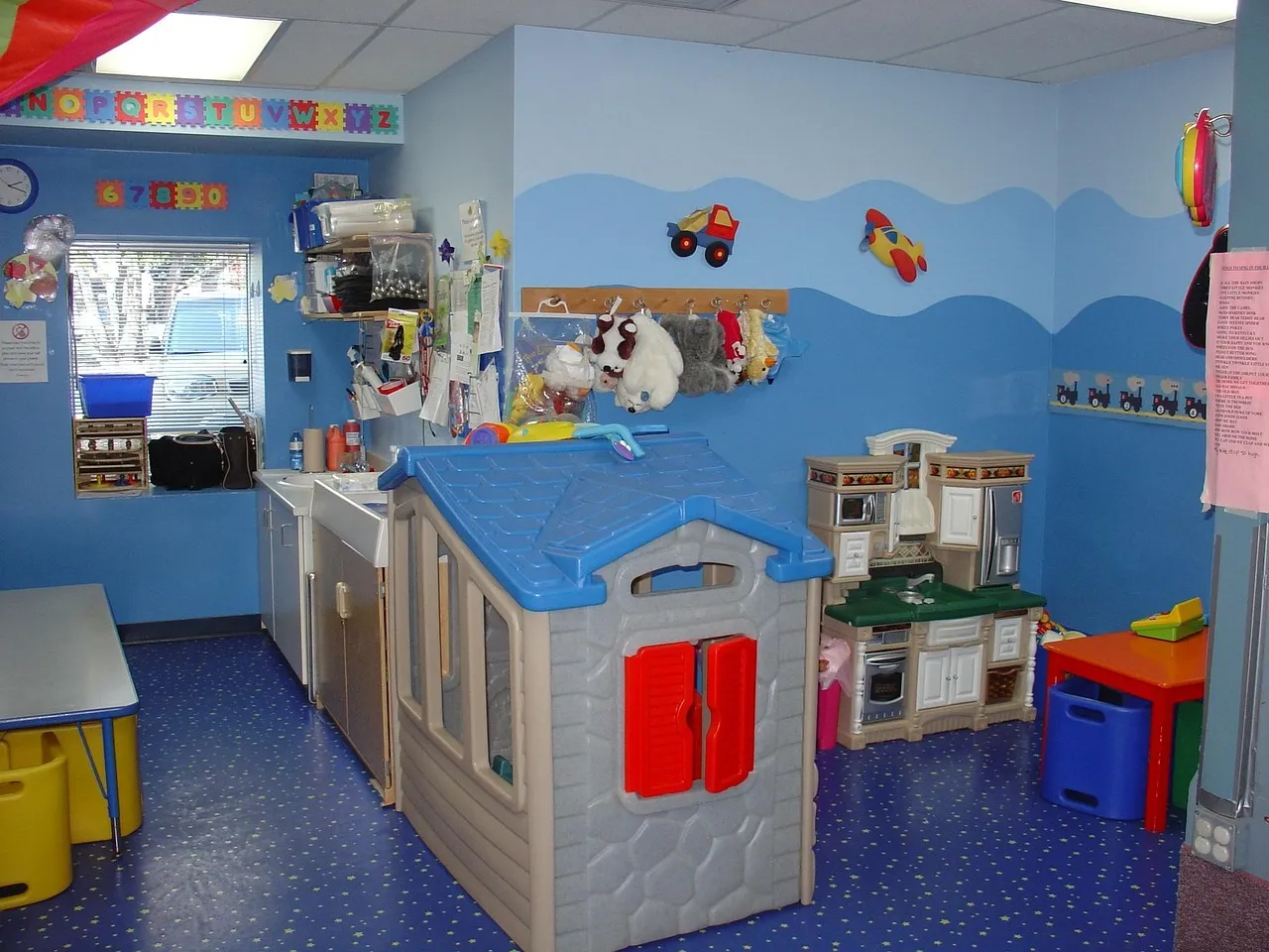 creche maison bleue
