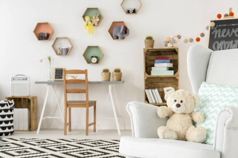 Décorez la chambre d'enfant avec des accessoires ludiques et pratiques