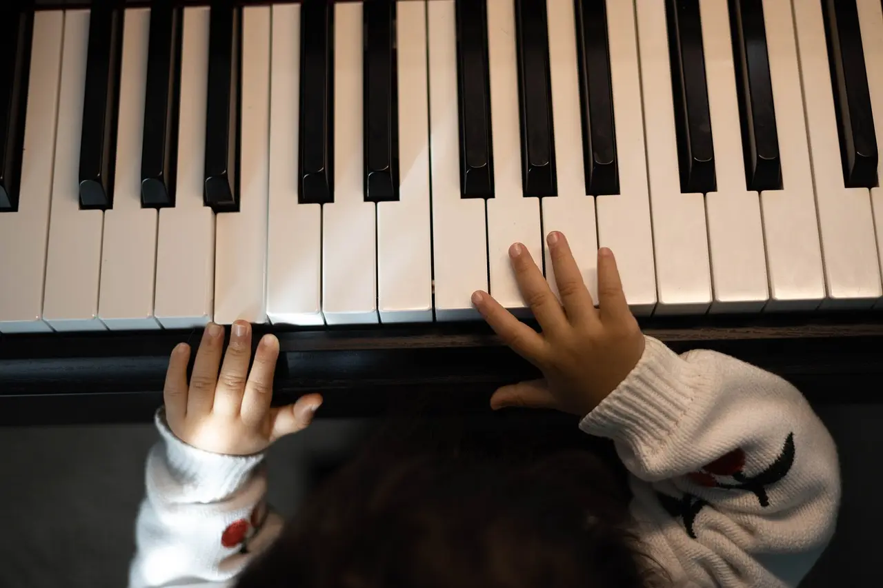 Pourquoi la musique est si cruciale pour les enfants